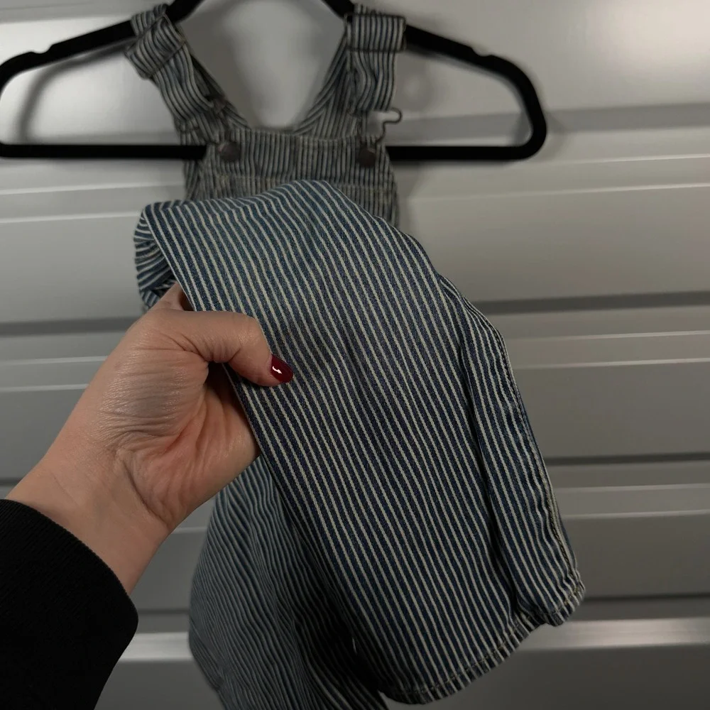 OshKosh Bgosh‎ Kids Hickory Stripe Denim Bib Overalls Blue White Railroad Stripe